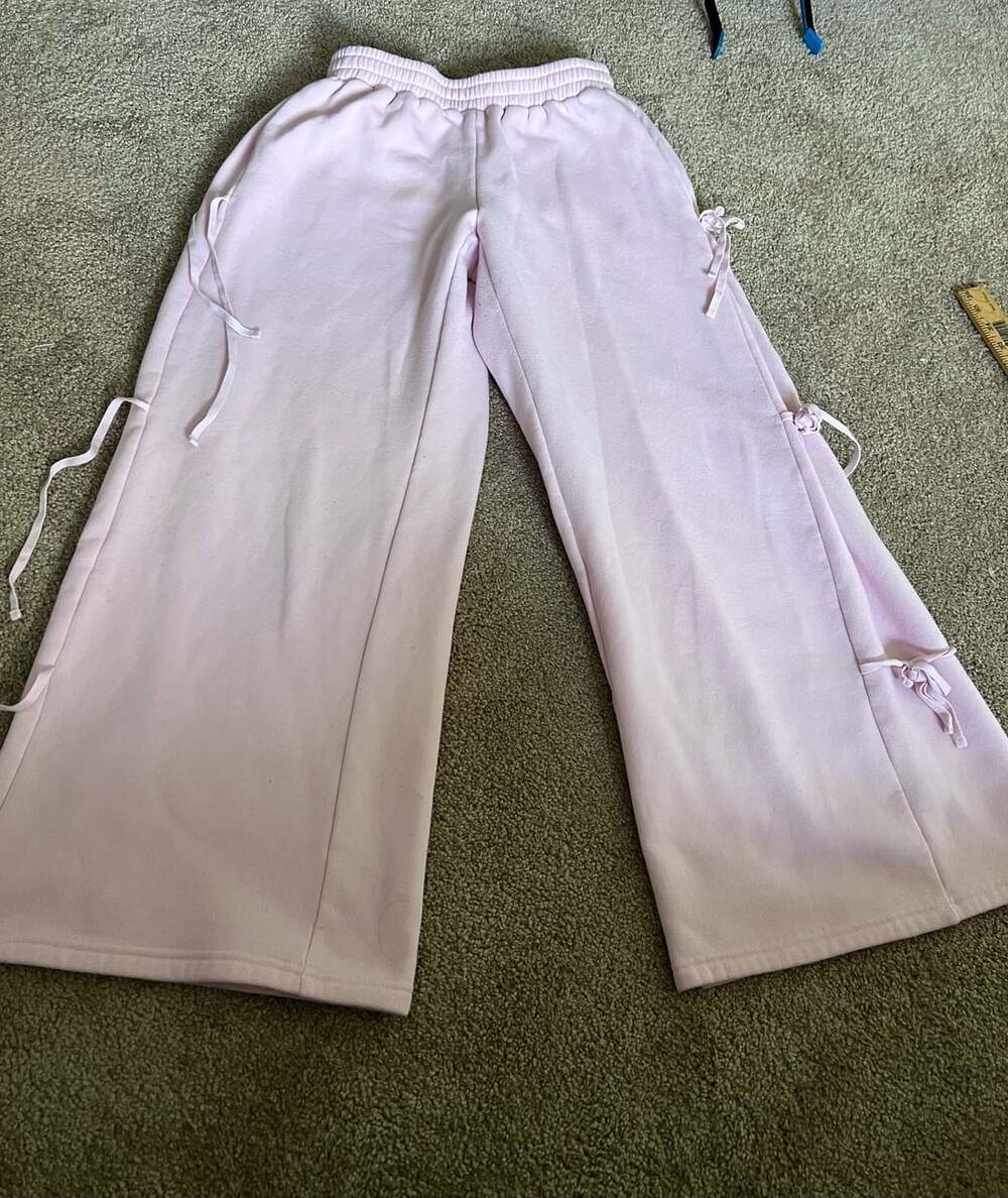 Edikted Claudette Baggy Ribbon Sweatpants